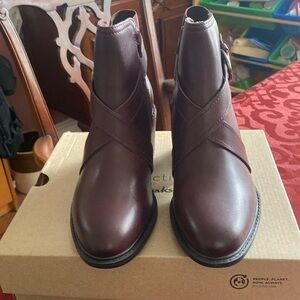 Scene Strap Clark’s Boots